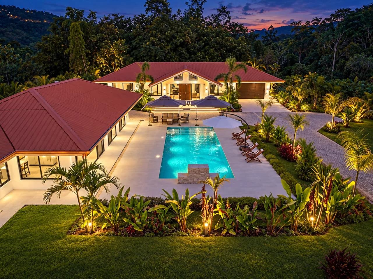 Casa Blanca- Matapalo, Puntarenas — photo 1 of 13