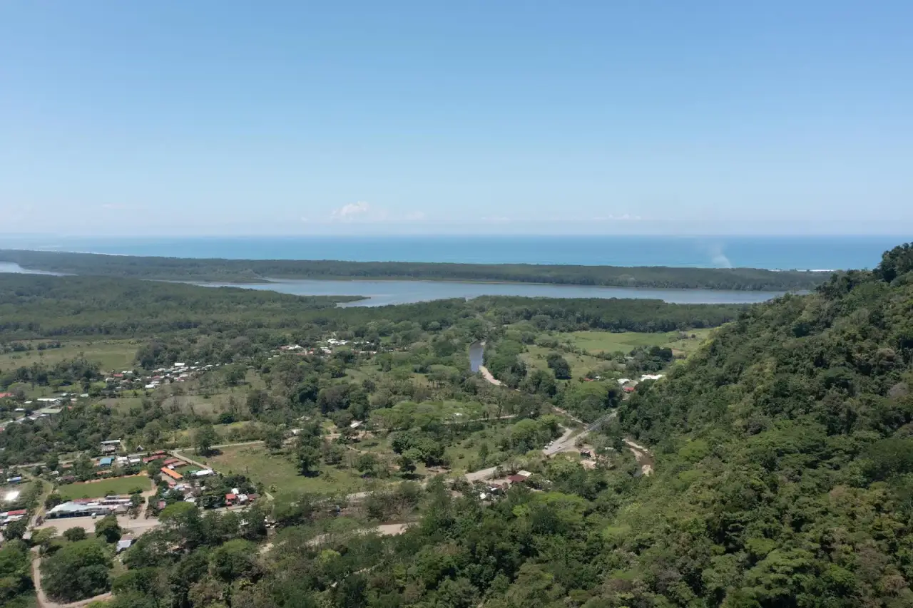 75 Acre Mountain with Ocean, Waterfalls & Springs Coronado, OSA — photo 1 of 40